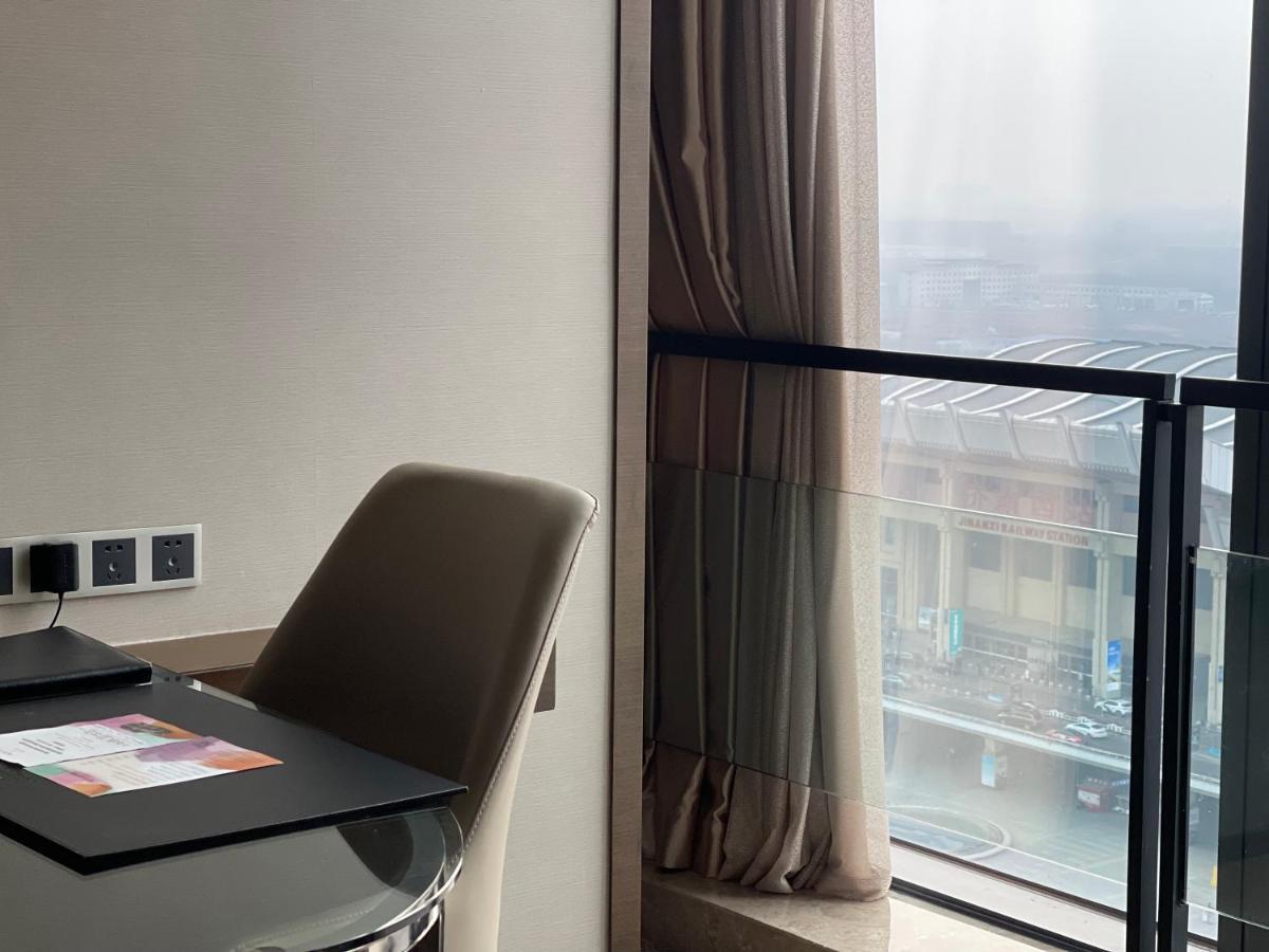 Отель Melia Цзинань Экстерьер фото